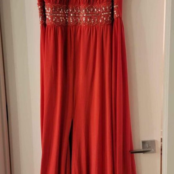 Formal Or Prom Dress - Picture 4 of 4